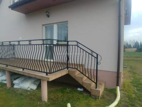 BALUSTRADY BALKONOWA REALIZACJA ŚWIDNIK