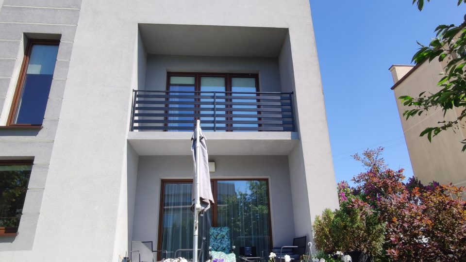 Balustrada balkonowa panelowa