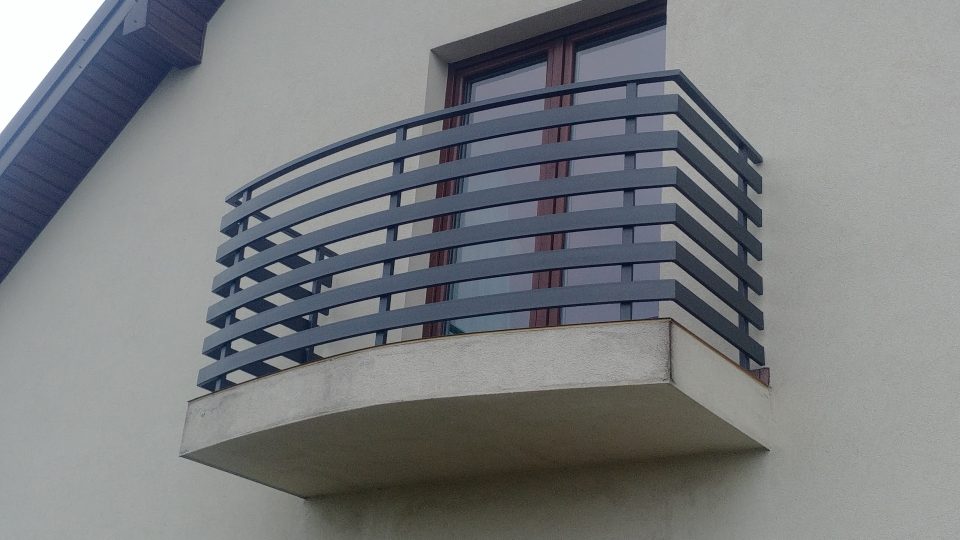 Balustrada balkonowa panelowa