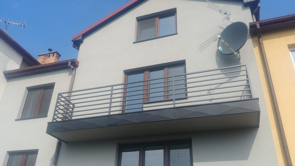 Balustrada balkonowa panelowa