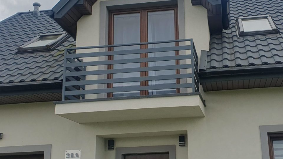 Balustrada balkonowa panelowa