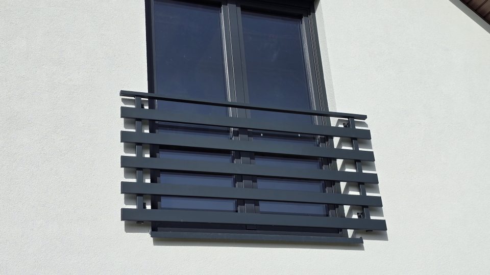 Balustrada balkonowa panelowa