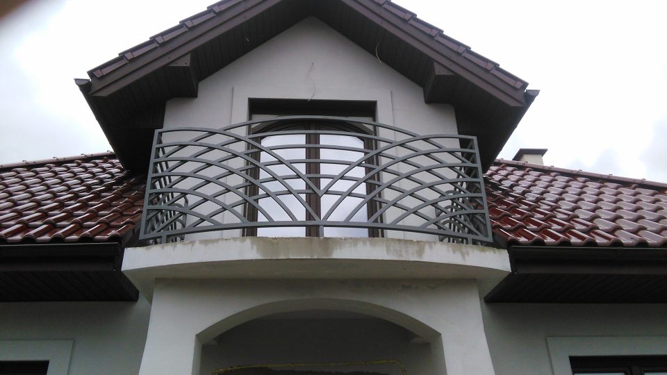Balustrada balkonowa łukowa
